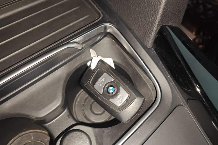 Used BMW 3 Series GT 2018 320i Sport Edition
