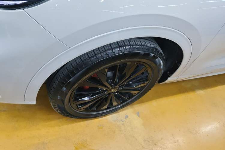 Used Ford Escape 2024 EcoBoost 245 Four-Wheel Drive ST-Line Pro Trim
