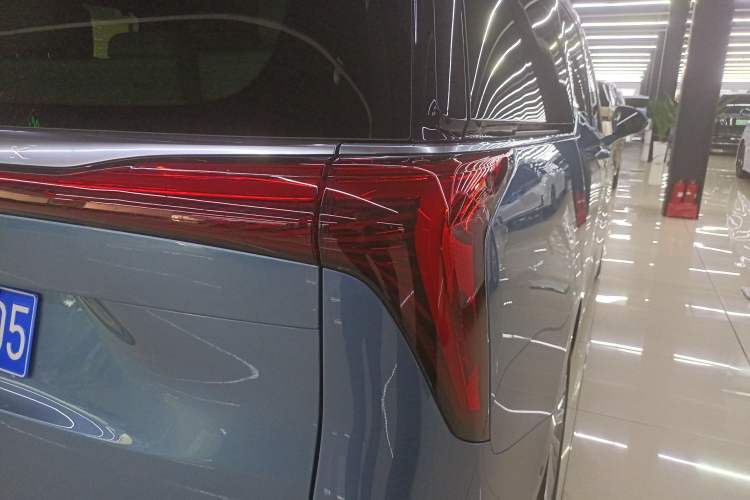 Used Buick Century 2023 2.0T Seven-Seater Yinshi Edition