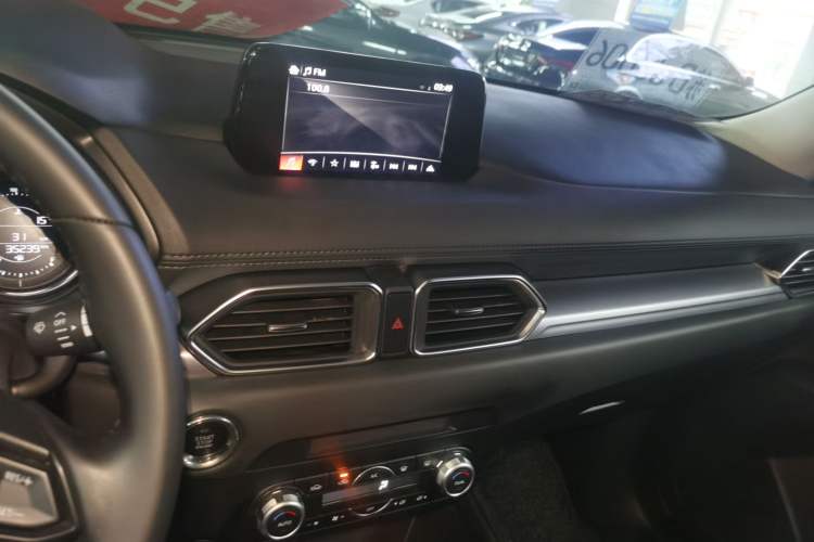 Used Mazda CX-5 2017 2.0L Automatic 2WD ZhiShang Trim China V Standard