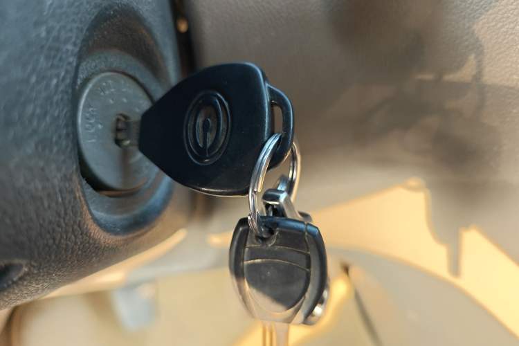 Used GAC Gonow Starry 2013 1.5L Seven-Seater Luxury Model