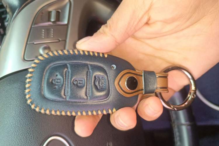 Used Hyundai ix35 2015 2.0L Automatic 2WD Smart Version China V Standard
