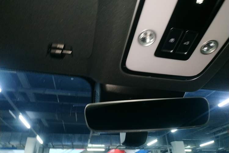 Used Li Auto ONE 2021 Extended-Range 6-Seater Version
