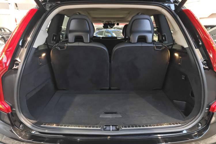 Used Volvo XC90 2017 T5 Zhiyi Edition 7-Seater
