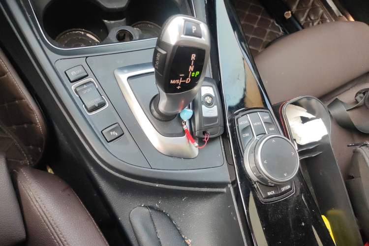 Used BMW 3 Series 2019 320Li Fashion Model
