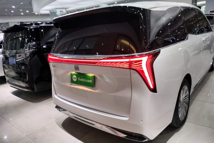 Used Buick Century 2023 2.0T Six-Seater Yinshi Edition
