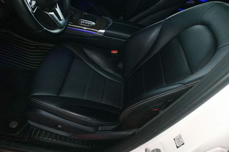 Used Mercedes-Benz GLC 2020 GLC 300 L 4MATIC Dynamic Edition
