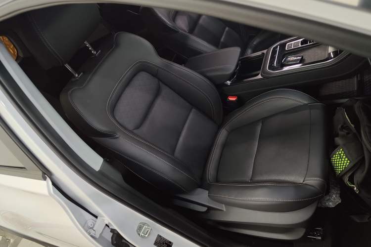 Used Chery Tiggo 8 2024 Honor Edition 230TCI Automatic Excellence Version 5 Seats
