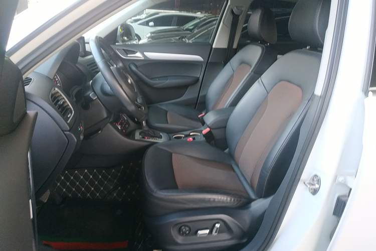 Used Audi Q3 2017 35 TFSI Fashion Model
