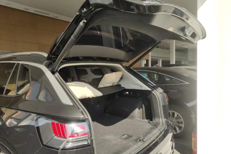 Used Volkswagen Tayron GTE Plug-in Hybrid 2023 280TSI Luxury Plus Advanced Edition
