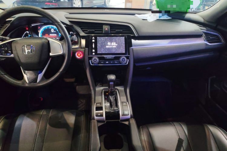 Used Honda Civic 2016 220TURBO CVT Luxury Edition
