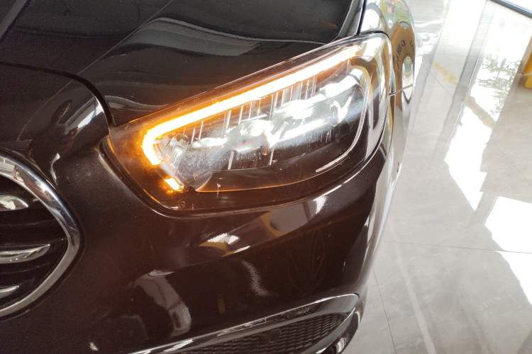 Used Mercedes-Benz E-Class 2023 Updated E 300 L Fashion Edition
