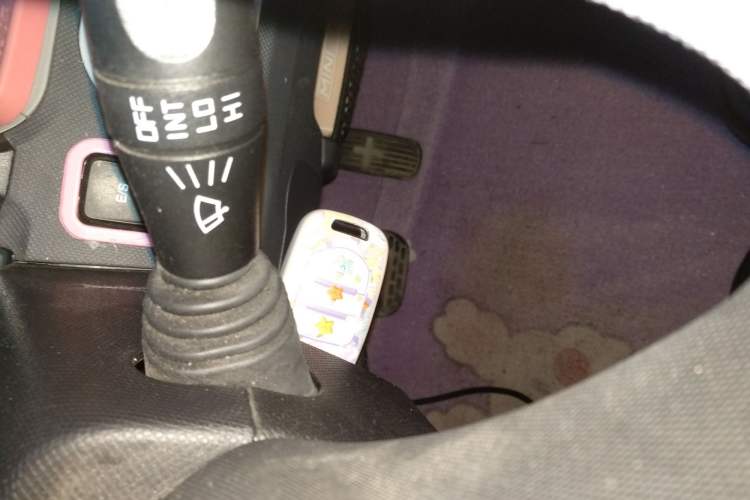 Used Wuling Hongguang MINIEV 2021 Macaron Premium Model – Lithium-NMC
