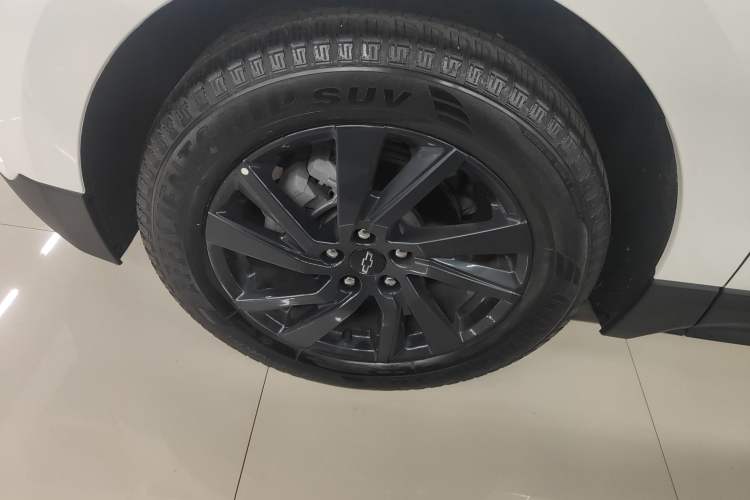 Used Chevrolet Equinox 2023 Mild Hybrid 2.0T RS Smart Boundary-Pushing Edition
