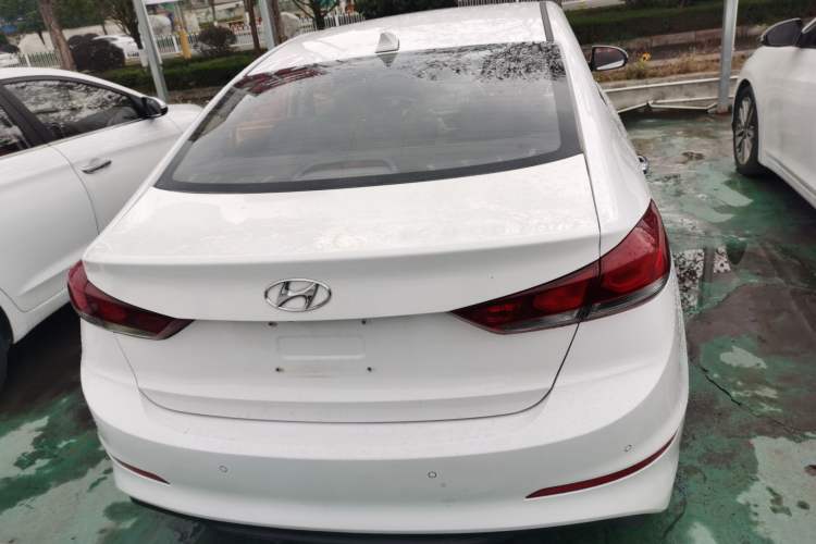 Used Hyundai Elantra 2016 1.6L Automatic ZhiXuan – Elite Version