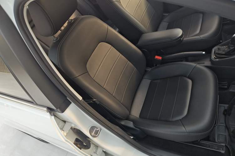 Used Jetta VA3 2021 1.5L Automatic Glory Edition
