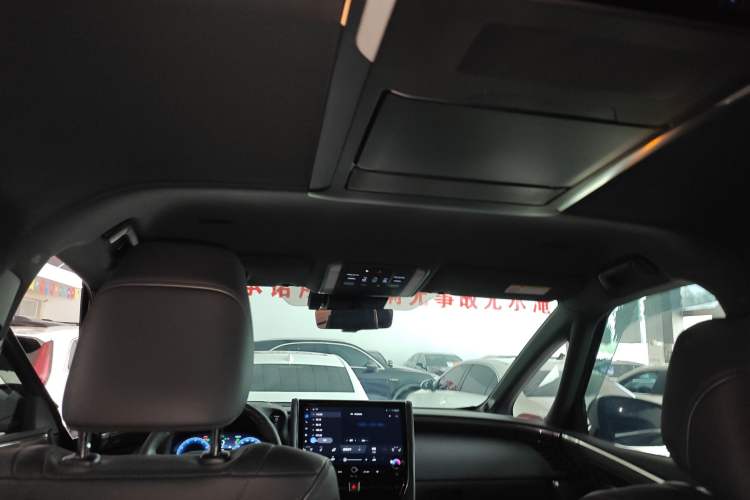 Used Toyota Alphard 2024 Dual-Engine 2.5L Prestige Edition
