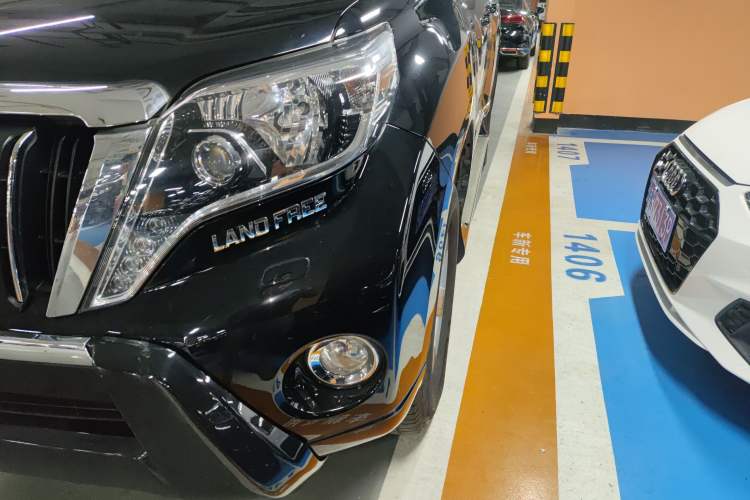 Used Toyota Prado 2015 2.7L Parallel Import
