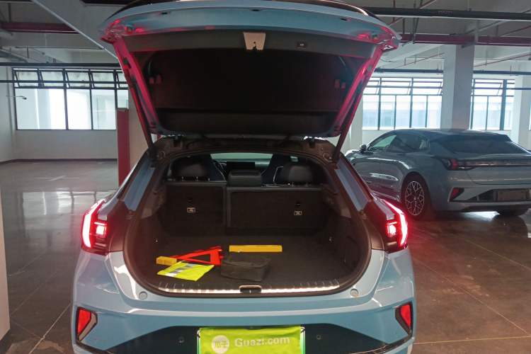 Used Zeekr 001 2025 YOU Edition 100 kWh All-Wheel Drive