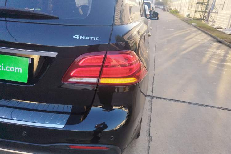 Used Mercedes-Benz GLE 2018 GLE 320 4MATIC Dynamic Edition Collector's Edition
