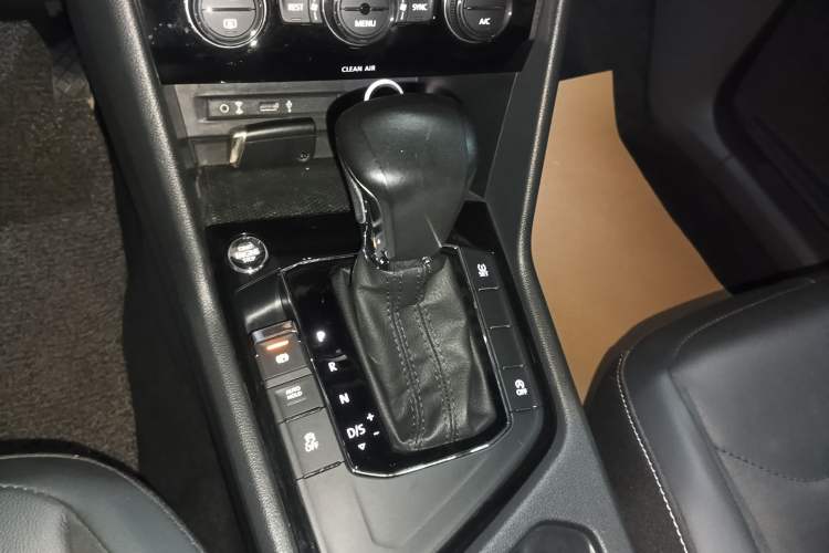 Used Volkswagen Tiguan L 2017 380TSI Automatic All-Wheel-Drive Luxury Edition