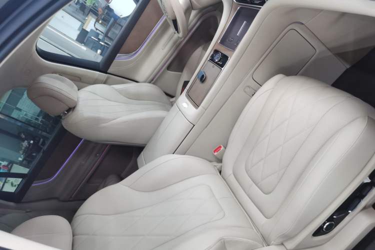 Used Hima AITO M9 2024 Range-Extended Ultra Version 42 kWh 6-Seater Model
