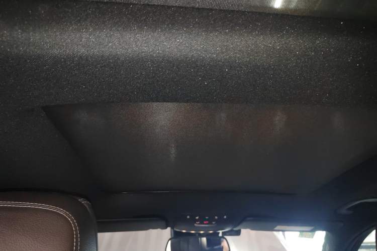 Used Mercedes-Benz GLC 2016 GLC 260 4MATIC Luxury Model
