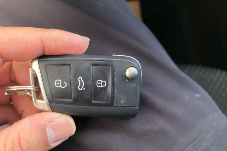 Used Volkswagen Tacqua 2023 200TSI DSG Joy-Connect Edition
