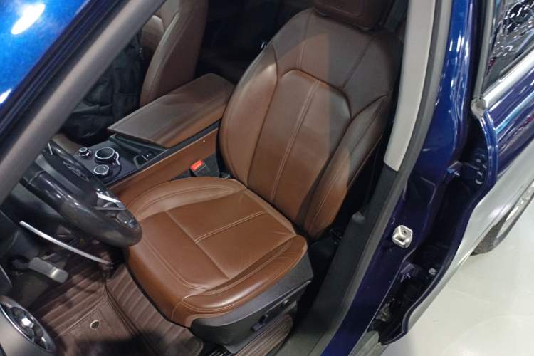 Used Alfa Romeo Stelvio 2017 2.0T 280HP Luxury Edition
