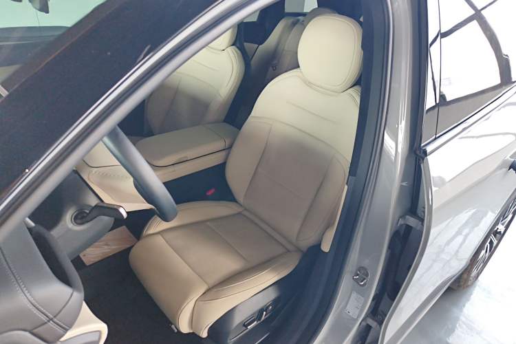 Used Nio ES6 2023 75 kWh
