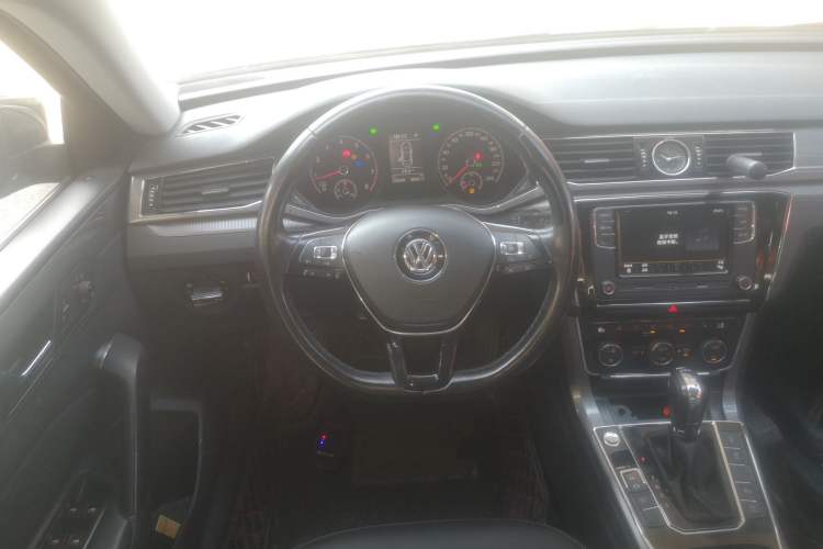 Used Volkswagen Passat 2017 330TSI DSG Luxury Edition