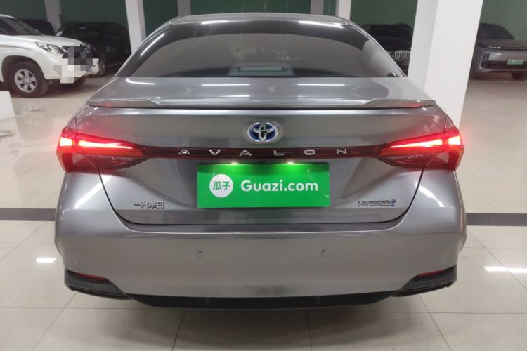 Used Toyota Avalon 2019 Dual-Engine 2.5L Luxury Edition China VI Standard
