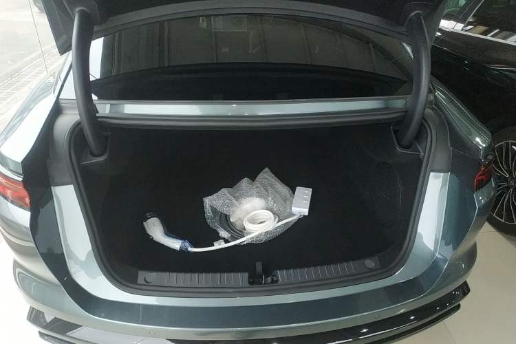 Used BYD Han L 2025 DM-p Four-Wheel-Drive LiDAR Flagship Model
