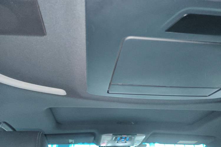 Used Toyota Alphard 2021 Dual-Engine 2.5L Prestige Edition