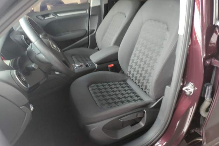 Used Audi A3 2014 Limousine 35 TFSI Automatic Advanced Model
