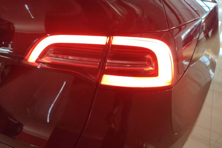 Used Tesla Model Y 2021 Performance High-Performance All-Wheel-Drive Version
