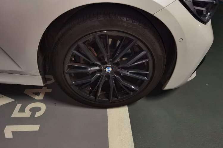 TDK.VehicleDetails.img