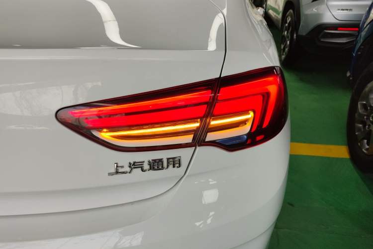 Used Buick Regal 2020 552T Luxury Version
