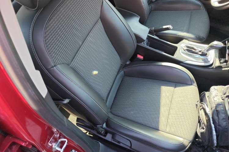 Used Buick Regal 2015 1.6T Leading Technology Model
