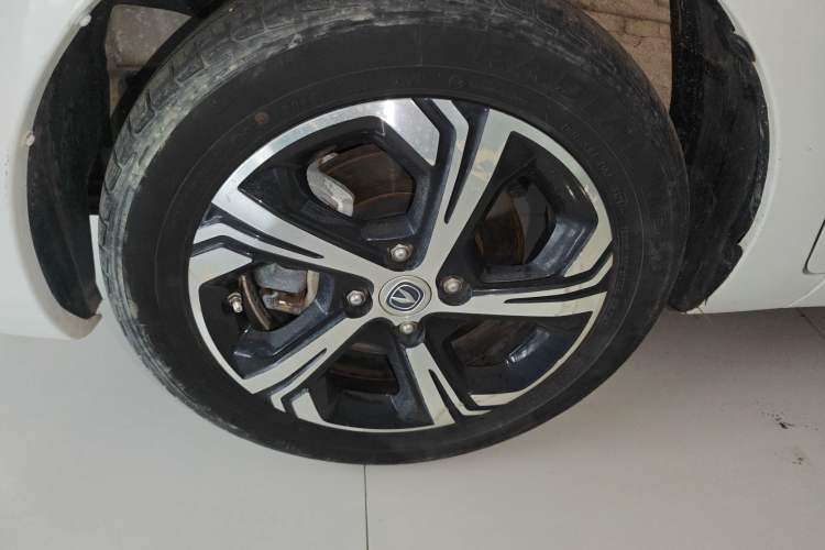 Used Oshan Benni E-Star 2020 Heart Edition Lithium Iron Phosphate (31.18 kWh)
