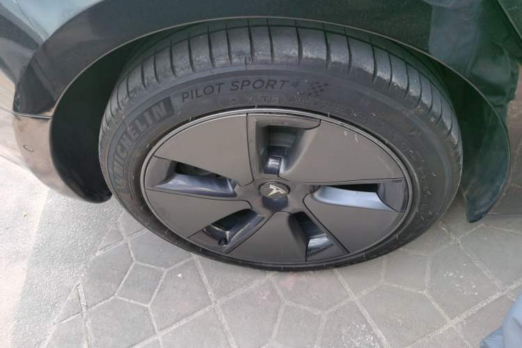 Used Tesla Model 3 2022 Rear-Wheel-Drive Version
