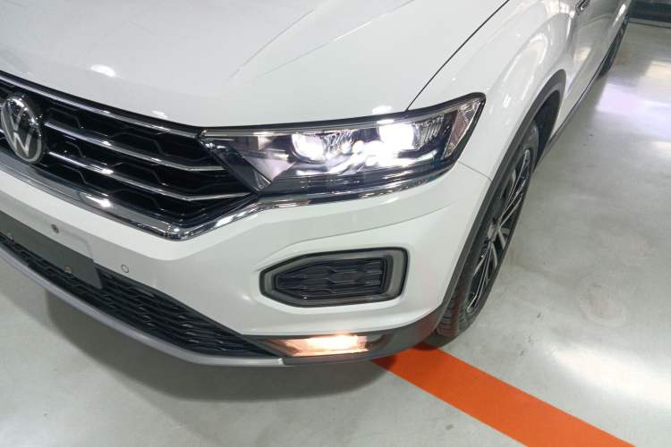 Used Volkswagen T-ROC 2021 Revised Version 280TSI DSG Two-Wheel Drive Comfort & Smart Connectivity Edition
