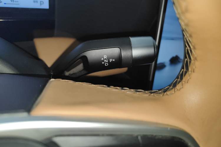 Used  L7 2023 1.5T 115 km Starship
