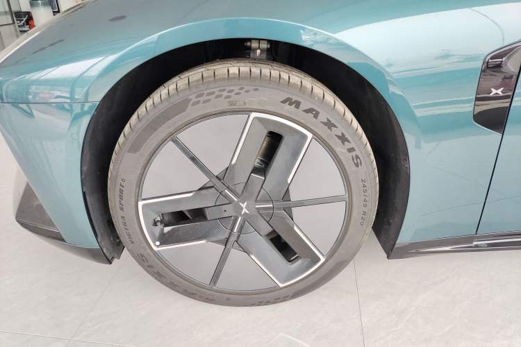 Used XPeng P7 2025 Model—702 Long Range Ultra
