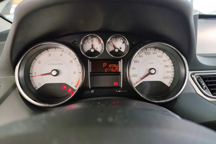 Used Peugeot 308 2014 Enjoyment Edition Classic 1.6L Automatic Fashion Model