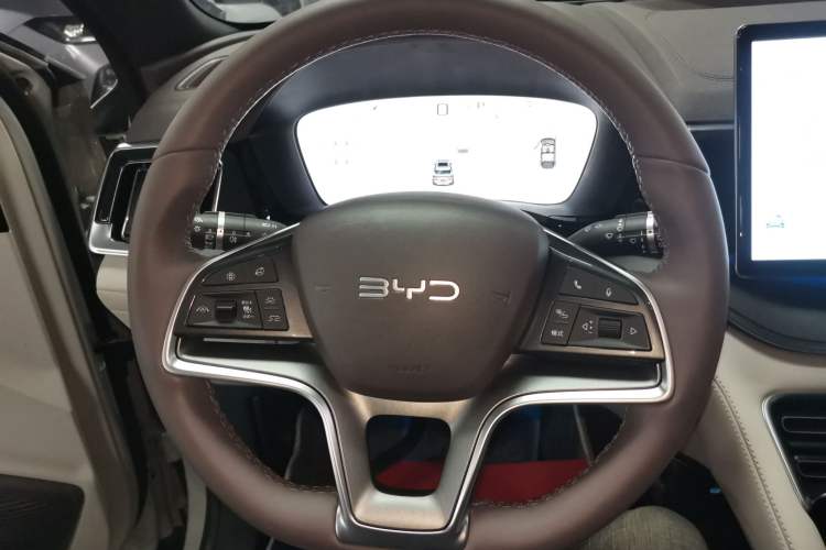 Used BYD Song PLUS New Energy 2025 EV Intelligent Driving Edition 520km Luxury Model
