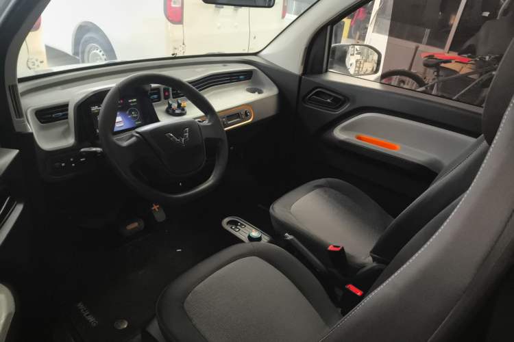 Used Wuling Hongguang MINIEV 2020 Freedom Version Lithium Iron Phosphate
