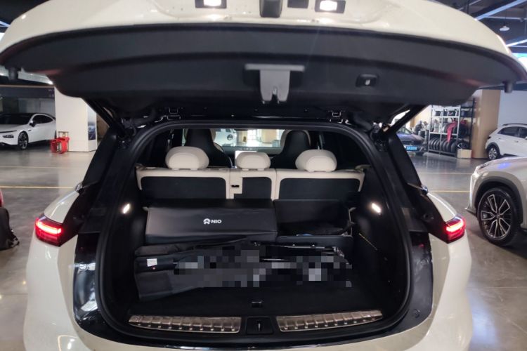 Used Nio ES6 2023 75 kWh
