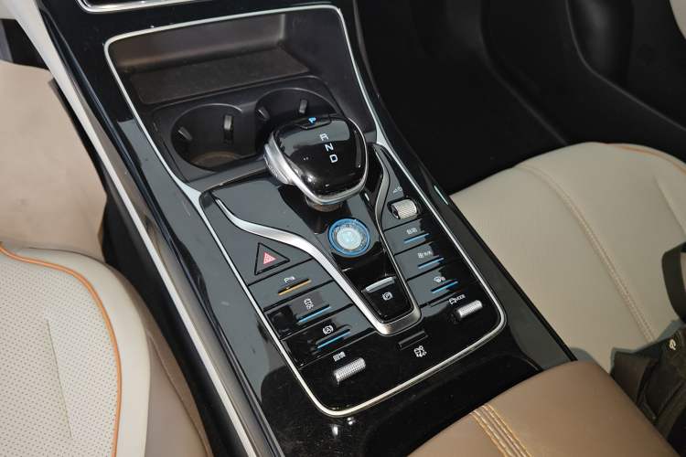 Used BYD Qin PLUS 2024 Honor Edition EV 510KM Leading Model
