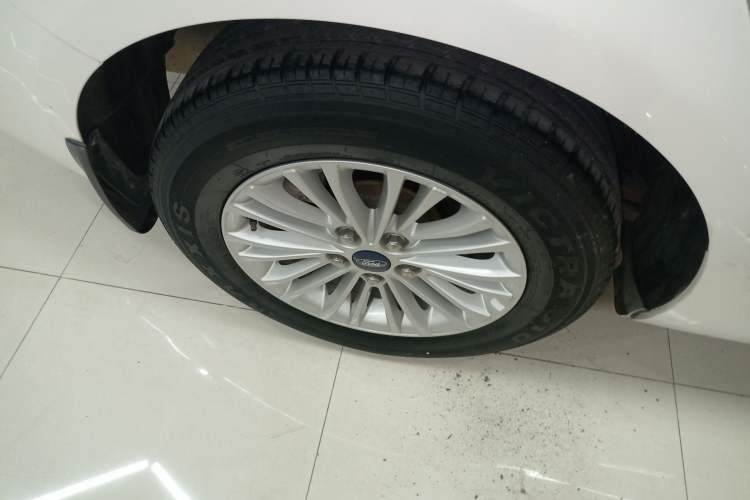 Used Ford Escort 2015 1.5L Automatic Comfort Model
